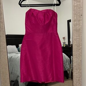 Chic Strapless Fuchsia Dress